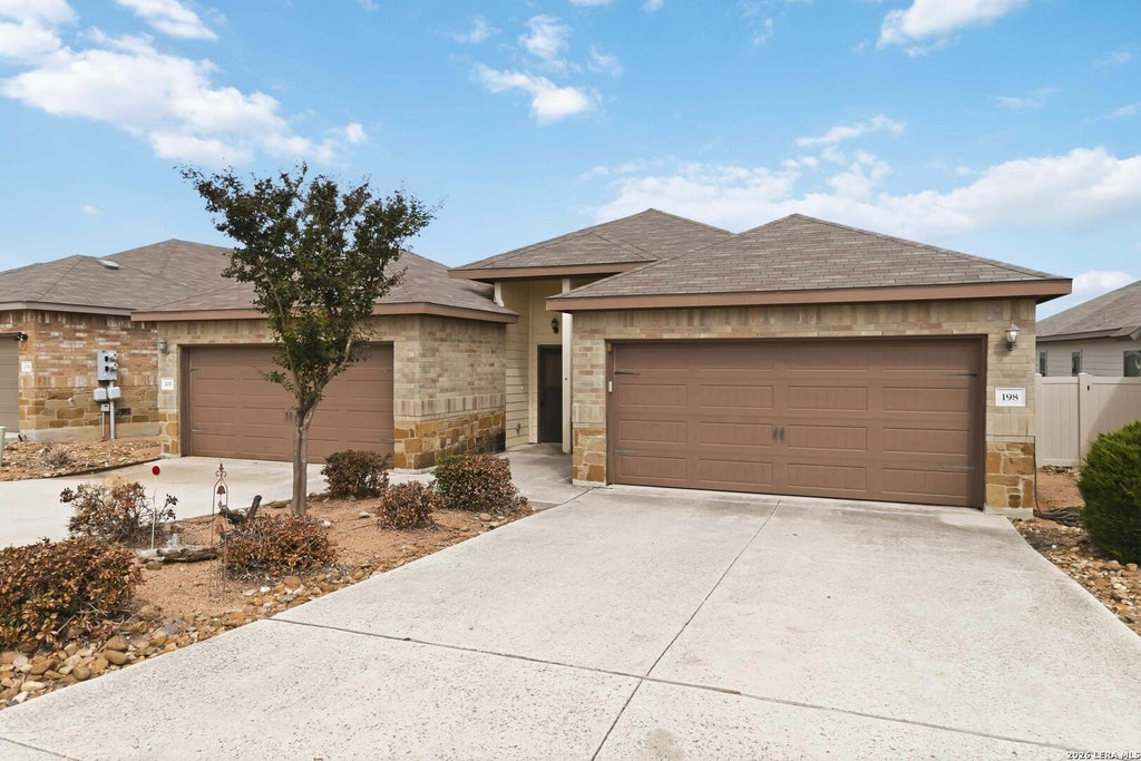 Photo of 198 -200 Joanne, New Braunfels, TX 78130 (MLS # 1969759)