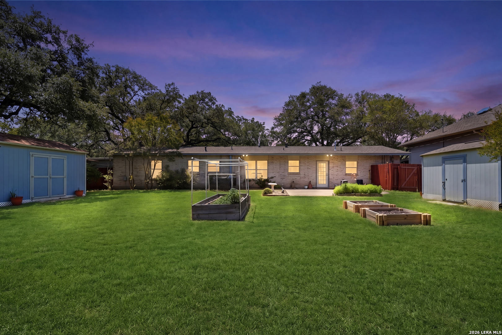 455 Laramie Dr.