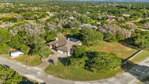 A home in Bandera