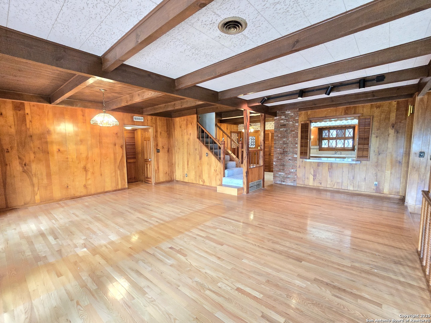 New Braunfels, Texas 78130, United States, 3 Bedrooms Bedrooms, ,3 BathroomsBathrooms,Residential,Pending,176805