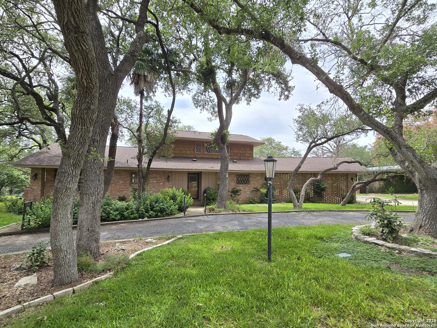 New Braunfels, Texas 78130, United States, 3 Bedrooms Bedrooms, ,3 BathroomsBathrooms,Residential,Pending,176805