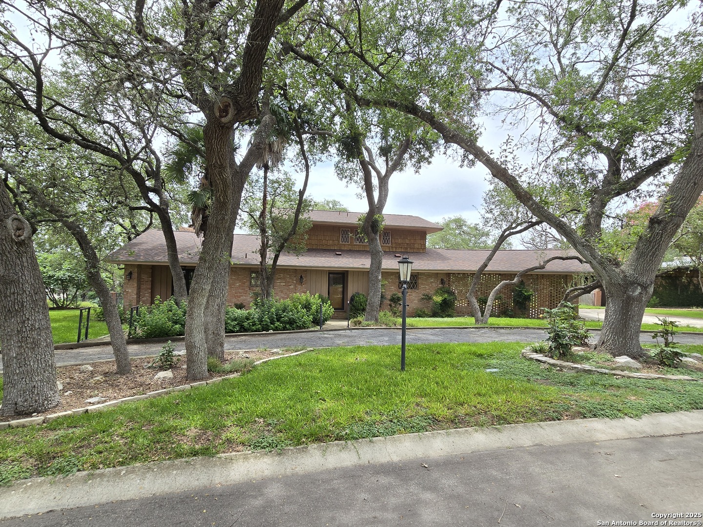 New Braunfels, Texas 78130, United States, 3 Bedrooms Bedrooms, ,3 BathroomsBathrooms,Residential,Pending,176805