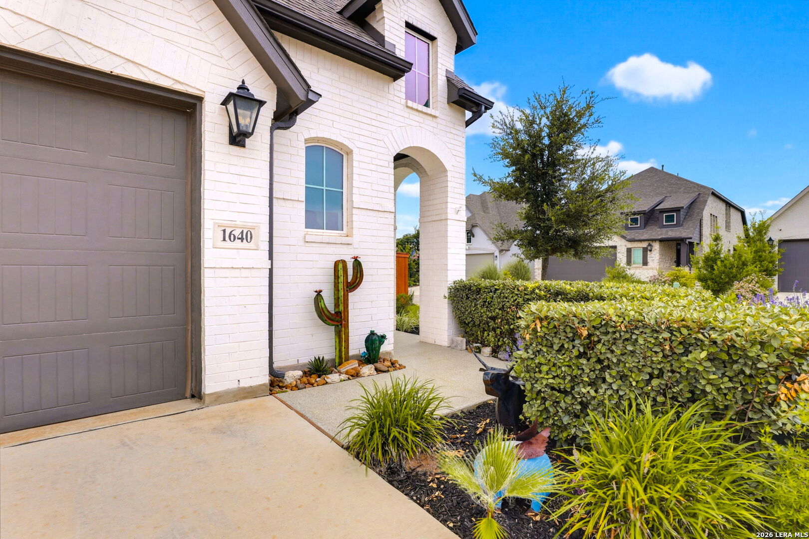 1640 GRUENE PASS