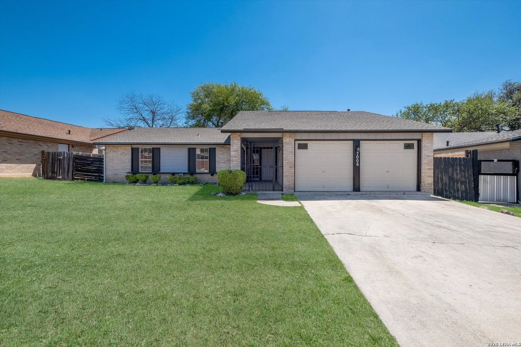 Photo of 7006 Autumn Chase St, San Antonio, TX 78238 (MLS # 1953236)