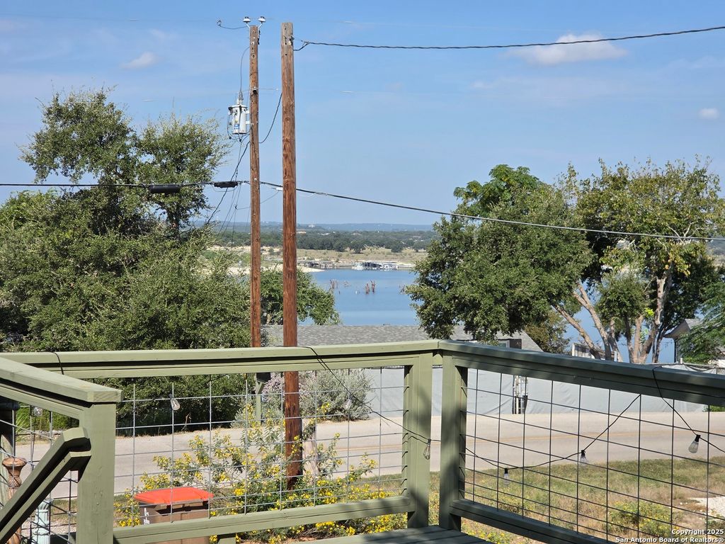 Photo of 1284 Glenn, Canyon Lake, TX 78133 (MLS # 1907677)