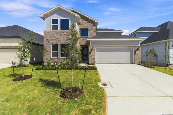 2704 SIERRA CHICAS LN, SEGUIN, TX 78155 - Image 53ea9cf623fc7a83b45cf8c9e2ac4f00/3491894501