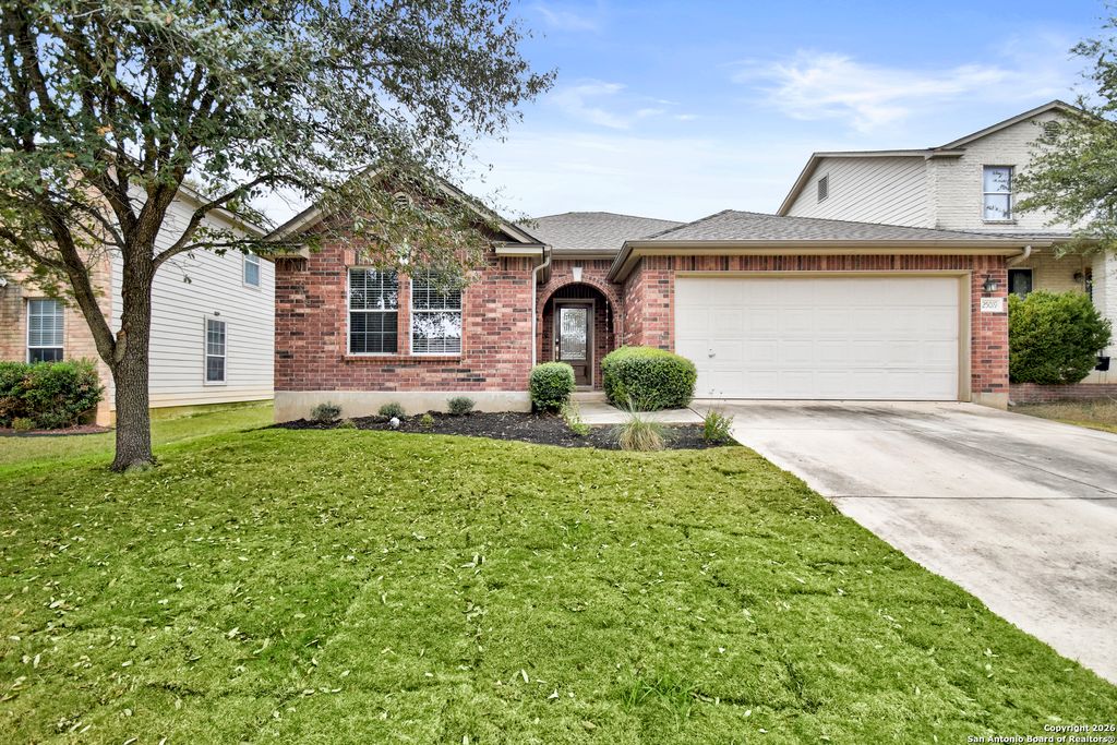 Photo of 25019 Cooper Cir, San Antonio, TX 78255 (MLS # 1934046)
