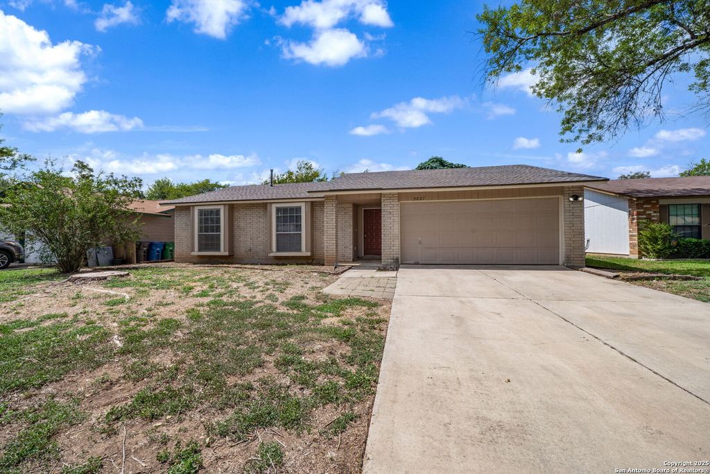 Photo of 5827 CLIFF WALK DR, San Antonio, TX 78250 (MLS # 1910263)