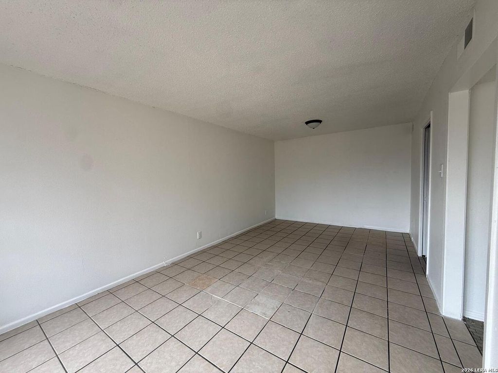 Photo of 5739 Stiffkey Dr., San Antonio, TX 78228 (MLS # 1937570)