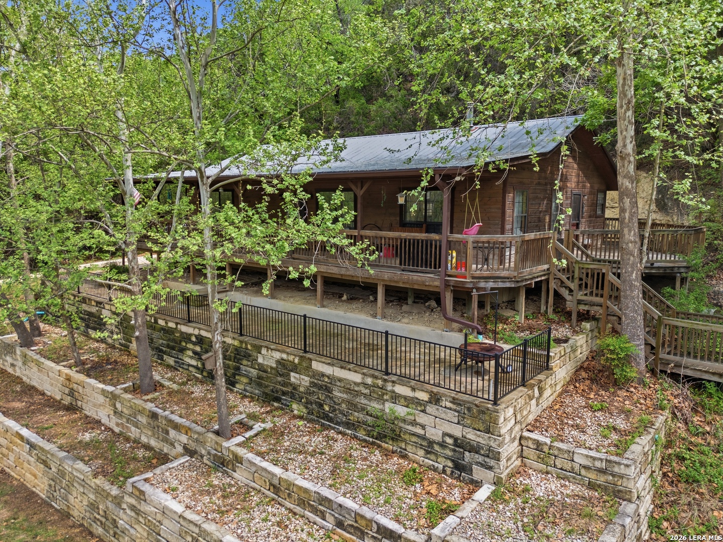 2115 Mesa Verde Rd