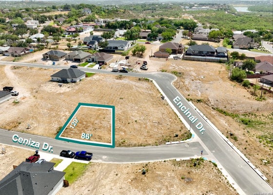 804 CENIZA DR, EAGLE PASS, TX 78852 - Image 542e6648605fafce3cc751a169faf4ee/643327717