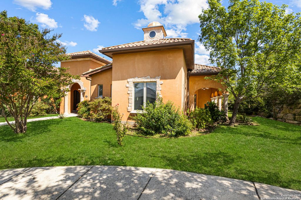 Photo of 6708 Ghia Ln, San Antonio, TX 78257 (MLS # 1915049)