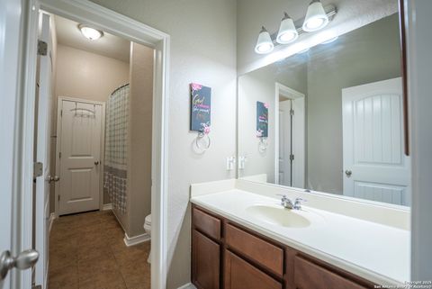 Tiny photo for 10421 Macarthur Way, Converse, TX 78109 (MLS # 1888682)