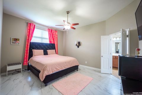 Tiny photo for 10421 Macarthur Way, Converse, TX 78109 (MLS # 1888682)