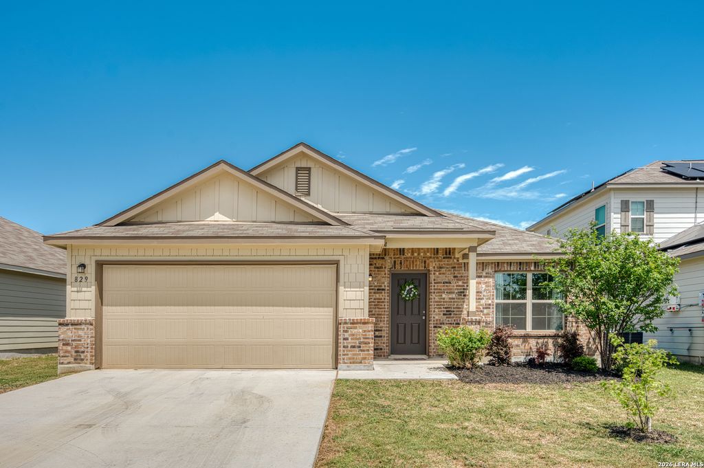 Photo of 829 Stonemanor Bay, Seguin, TX 78155 (MLS # 1956273)
