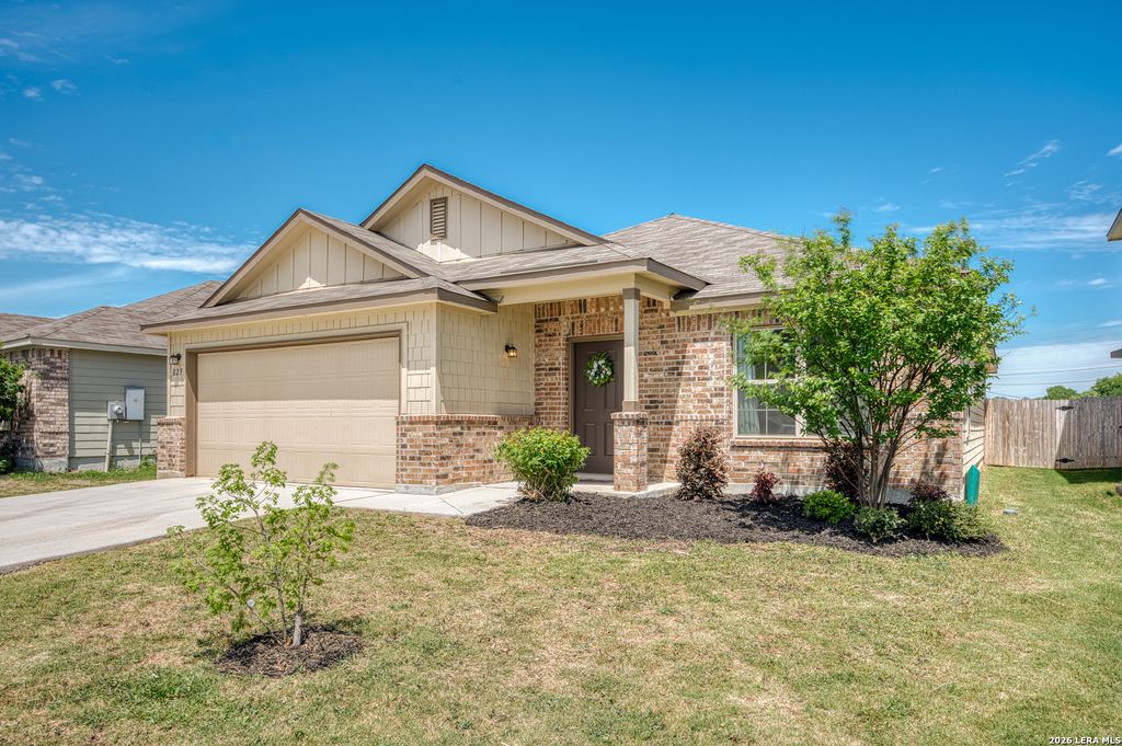 Photo of 829 Stonemanor Bay, Seguin, TX 78155 (MLS # 1956273)