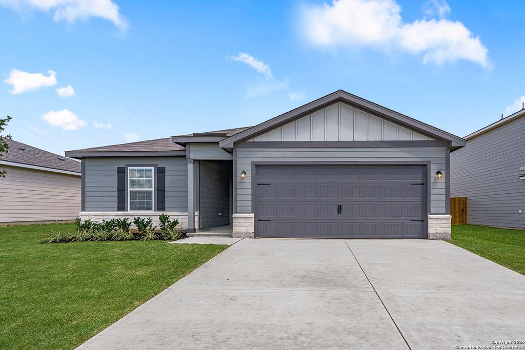 Photo of 16140 Farmer, Lytle, TX 78052 (MLS # 1930232)