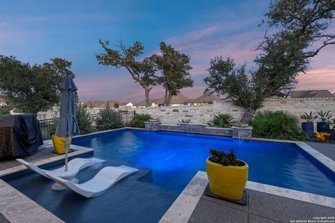 221 Vamanos Boerne TX 78006