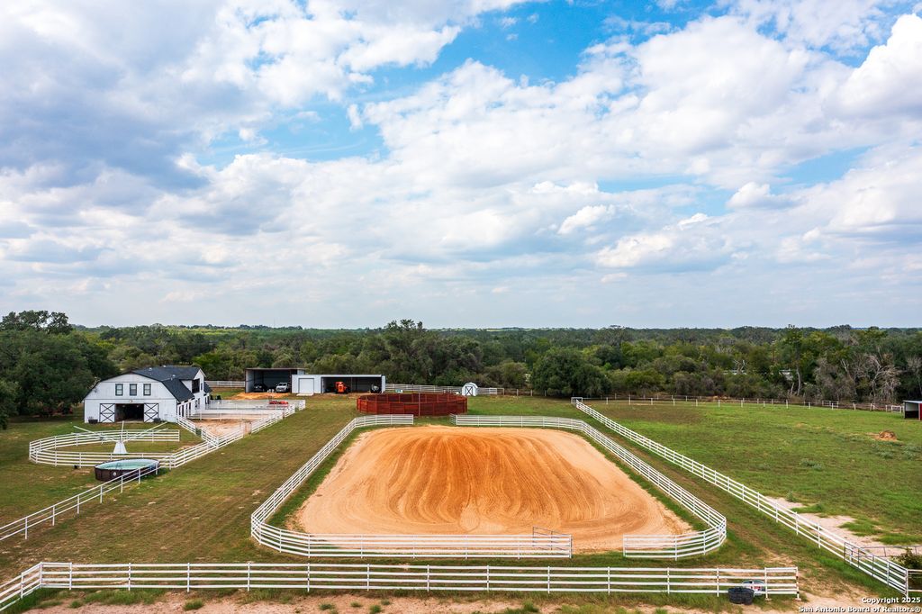 Photo of 2310 state highway 97, Pleasanton, TX 78064 (MLS # 1926323)