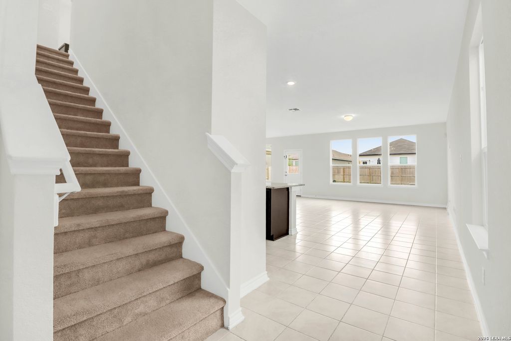 Photo of 547 DEER CREST DR, New Braunfels, TX 78130 (MLS # 1957497)