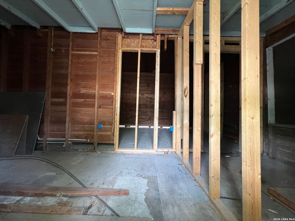 Photo of 1322 Hays, San Antonio, TX 78202 (MLS # 1958330)