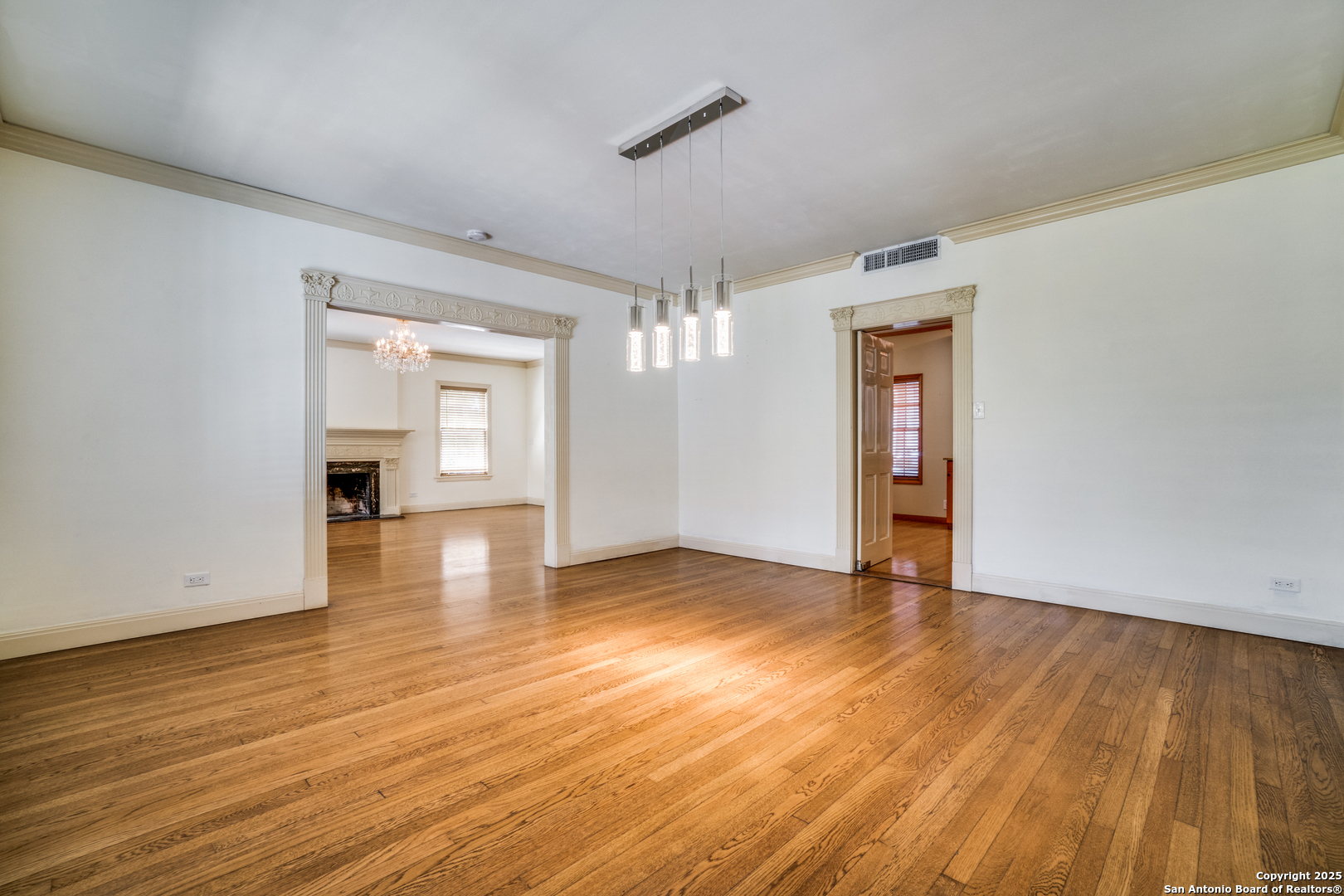 235 E huisache 1101