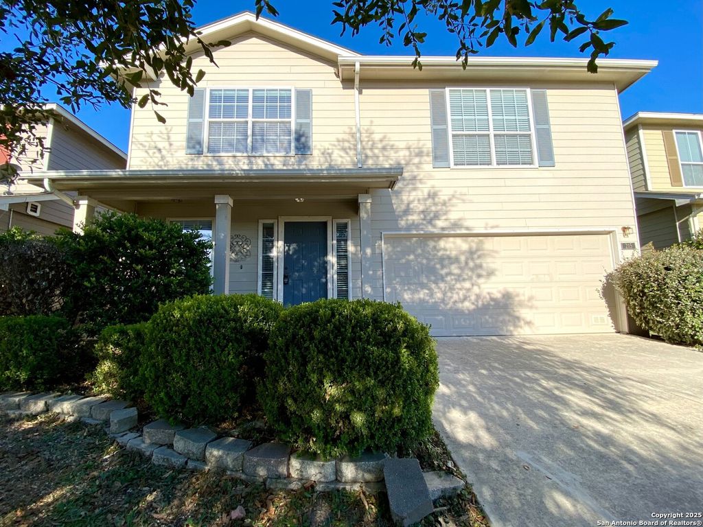 Photo of 215 COOPERS HAWK, San Antonio, TX 78253 (MLS # 1888601)