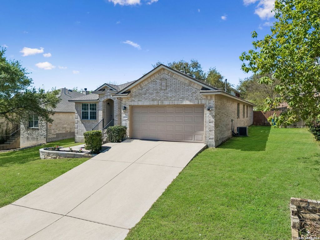 Photo of 22307 Mesa Butte, San Antonio, TX 78258 (MLS # 1953277)