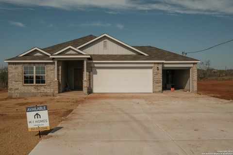 A home in Floresville