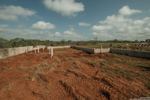 A home in Floresville