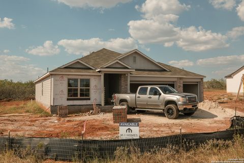 A home in Floresville