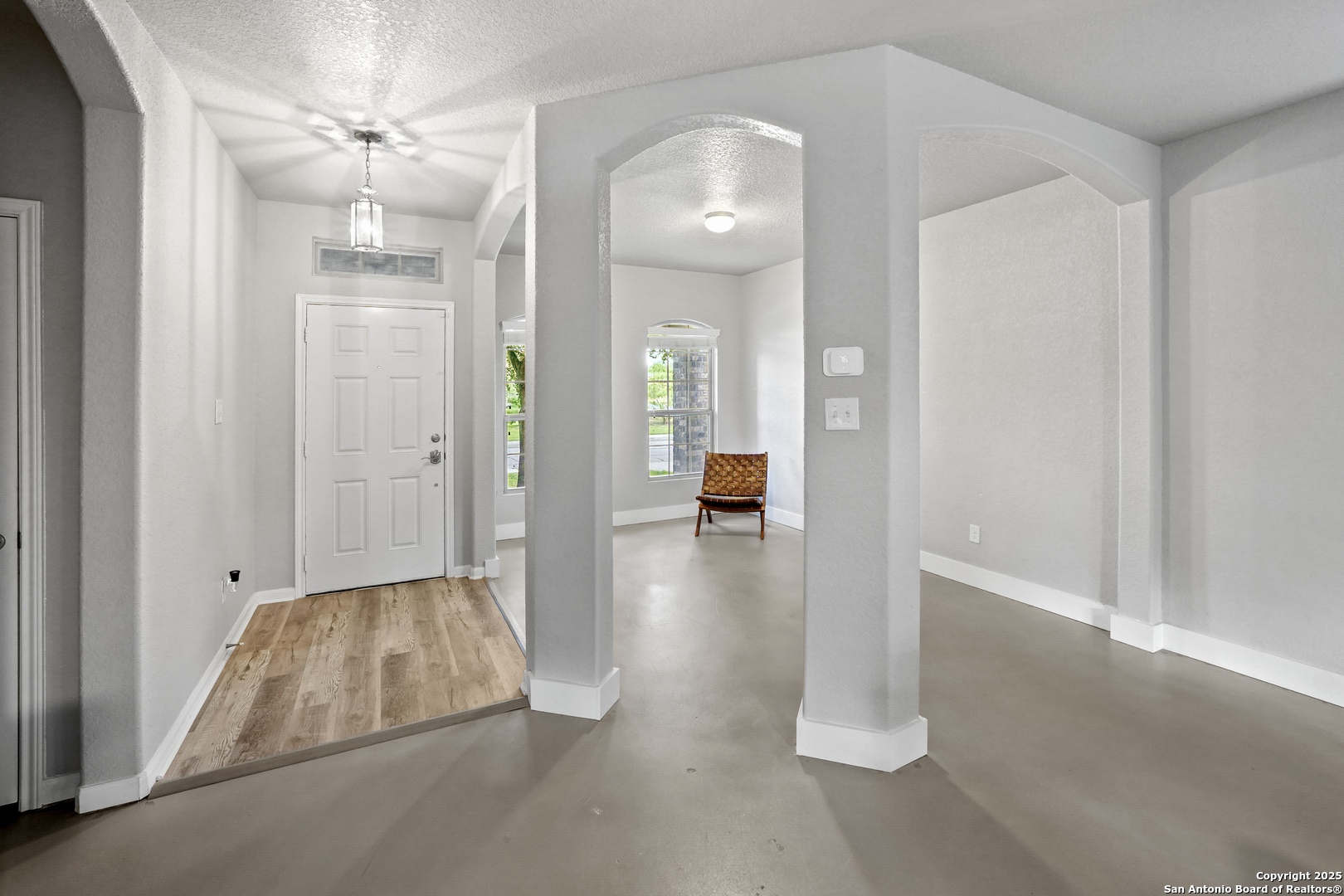 2123 Muuga Manor