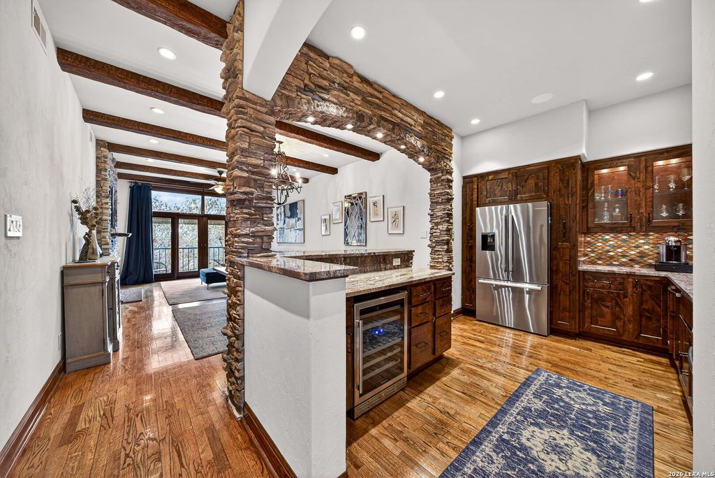 Photo of 1022 Navarro 404 #404, San Antonio, TX 78205 (MLS # 1943039)