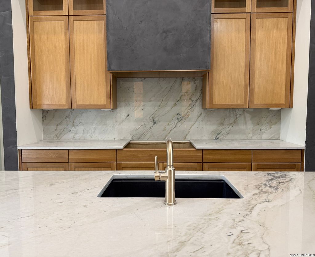 Photo of 24318 Tres Arroyos, Boerne, TX 78006 (MLS # 1956054)