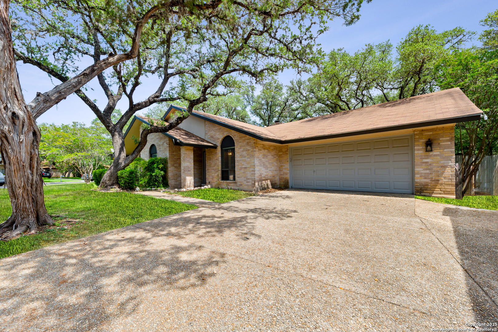 802 Sherman Oak