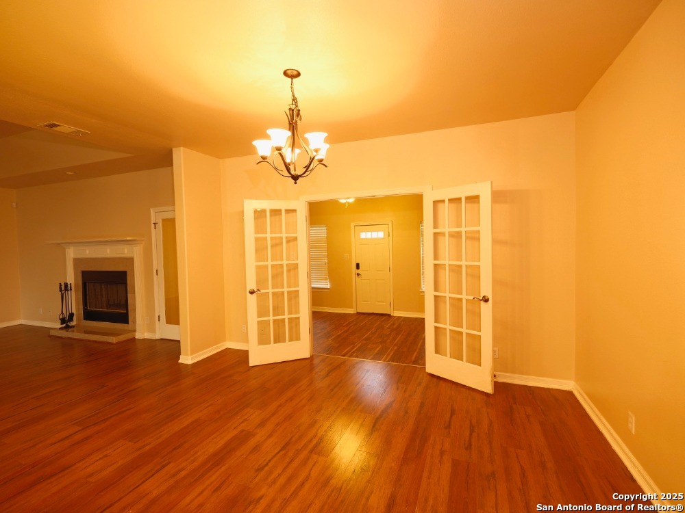 8814 Spanish Moss