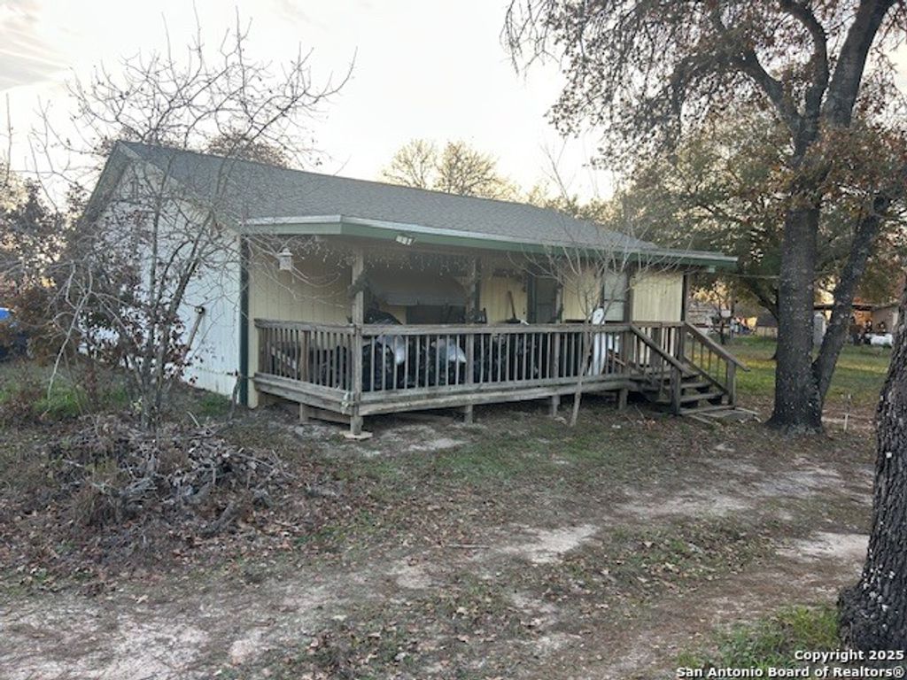Photo of 514 Redfern, San Antonio, TX 78264 (MLS # 1930103)