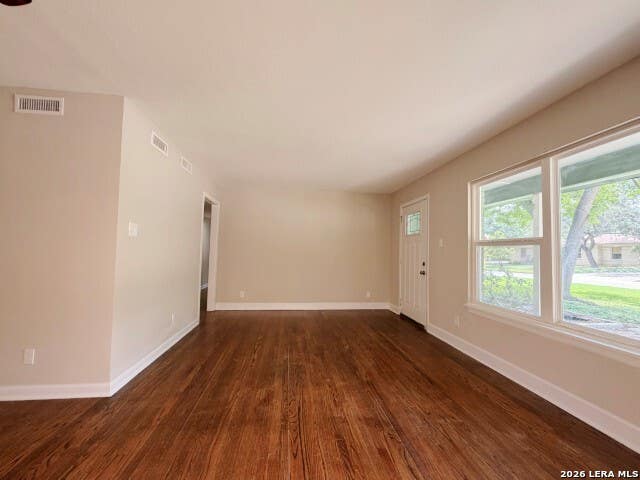 Photo of 539 Oakleaf Dr, San Antonio, TX 78209 (MLS # 2009086)
