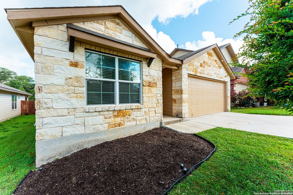 Photo of 713 Brown Thrasher, San Antonio, TX 78253 (MLS # 1953549)