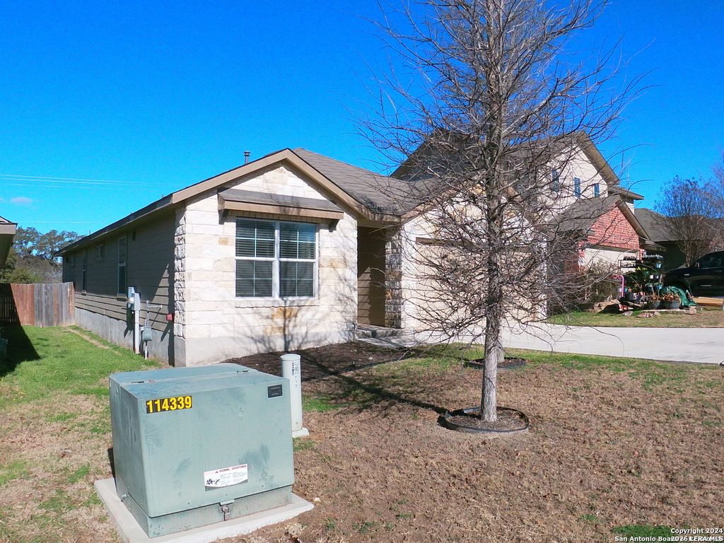 Photo of 713 Brown Thrasher, San Antonio, TX 78253 (MLS # 1953549)