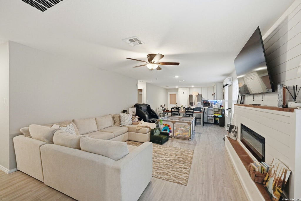 Photo of 140 Maverick Cove, Pleasanton, TX 78064 (MLS # 1970886)