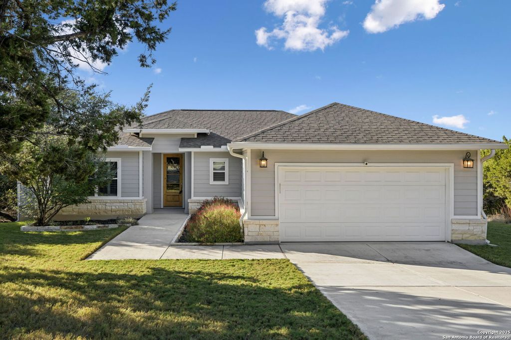 Photo of 250 DEER RUN PASS, Canyon Lake, TX 78133 (MLS # 1920889)