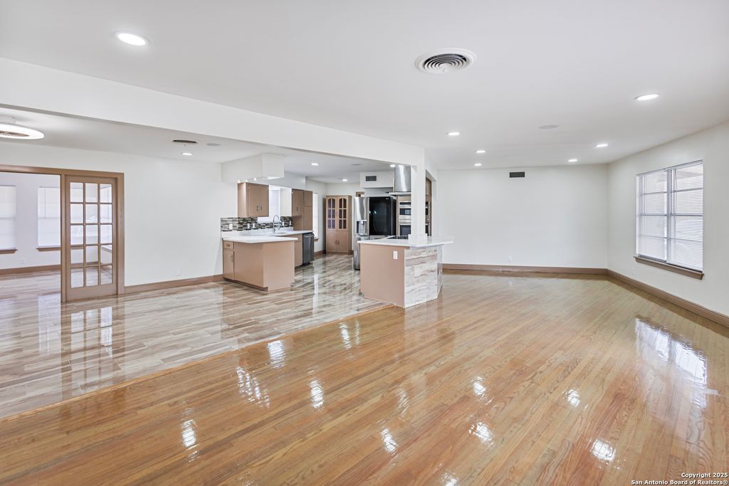 Photo of 351 Northridge, San Antonio, TX 78209 (MLS # 1915425)
