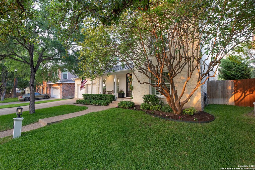 Photo of 22 Court Circle, San Antonio, TX 78209 (MLS # 1870125)