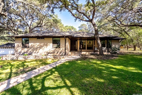 Photo of 8621 INDIAN HILLS LN, Boerne, TX 78006 (MLS # 2015477)