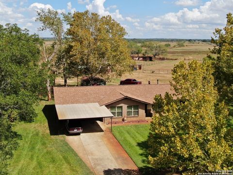 660 W FM 476 Poteet TX 78065