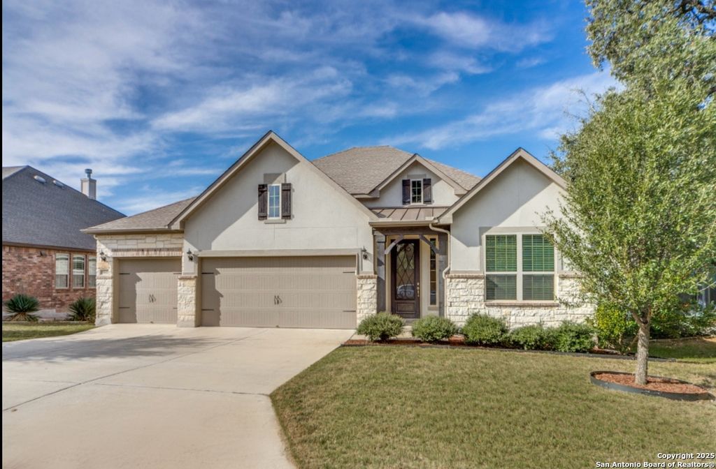 Photo of 29043 Front Gate, Fair Oaks Ranch, TX 78015 (MLS # 1926887)