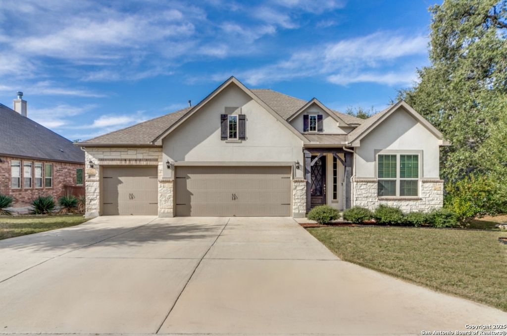 Photo of 29043 Front Gate, Fair Oaks Ranch, TX 78015 (MLS # 1926887)