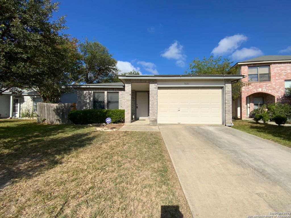 Photo of 7631 Heathridge, San Antonio, TX 78250 (MLS # 1947704)