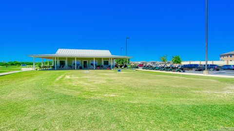 A home in Floresville